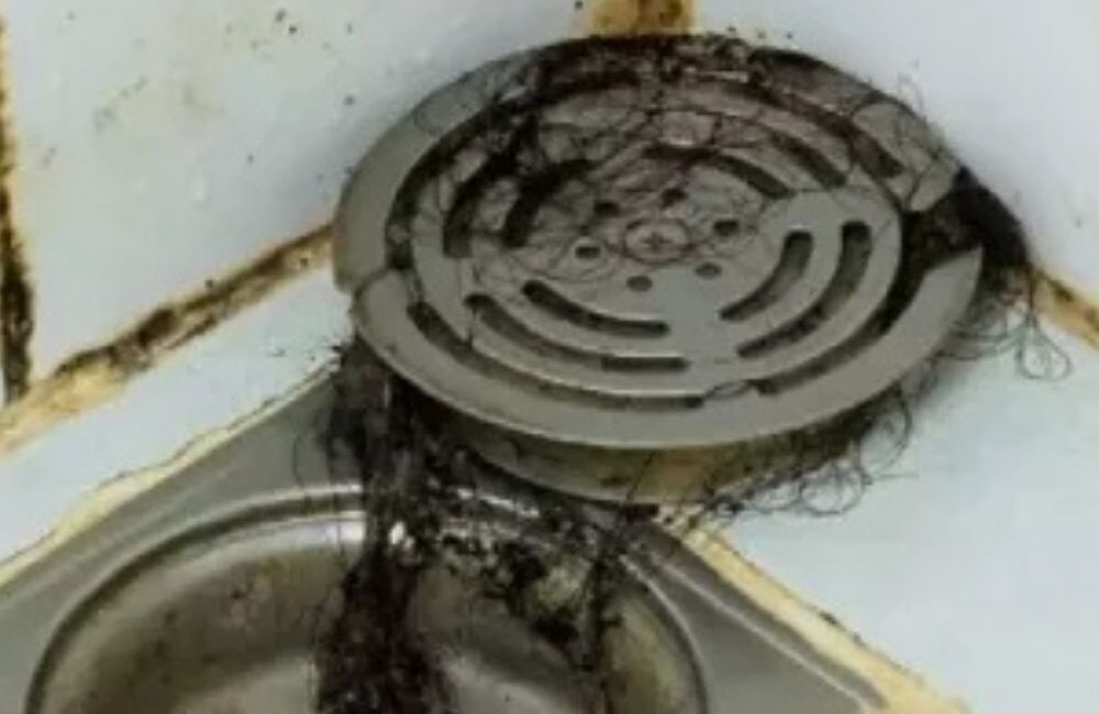 Pires Desentupidora - Uberlância MG - Desentupimento de esgoto, pias, ralos, vasos, Limpeza caixas gordura, Limpeza Caixa Dagua, Limpa Fossa (13)