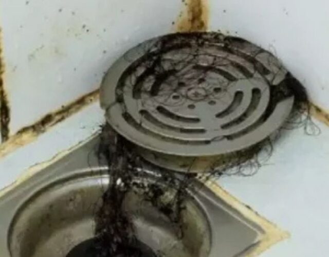 Pires Desentupidora - Uberlância MG - Desentupimento de esgoto, pias, ralos, vasos, Limpeza caixas gordura, Limpeza Caixa Dagua, Limpa Fossa (13)