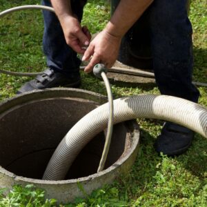 Rei das Desentupidoras em Curitiba PR - Desentupimento de esgoto, pias, ralos, vasos, caixas gordura, Hidrojateamento, Caça Vazamentos