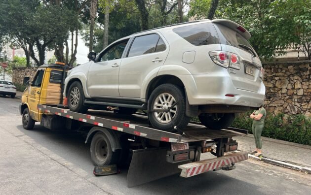 Guincho Mello - guincho 24 horas em São Paulo, guincho em São Paulo, auto socorro em São Paulo, serviço de guincho em São Paulo